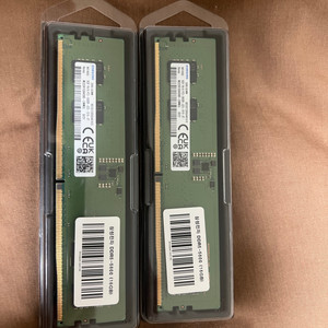 삼성전자 램 DDR5-5600 8g x 2개 판매합니다