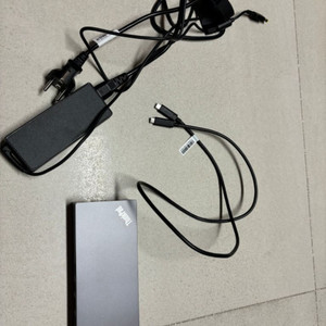 ThinkPad 범용 USB-C 도크 v2
