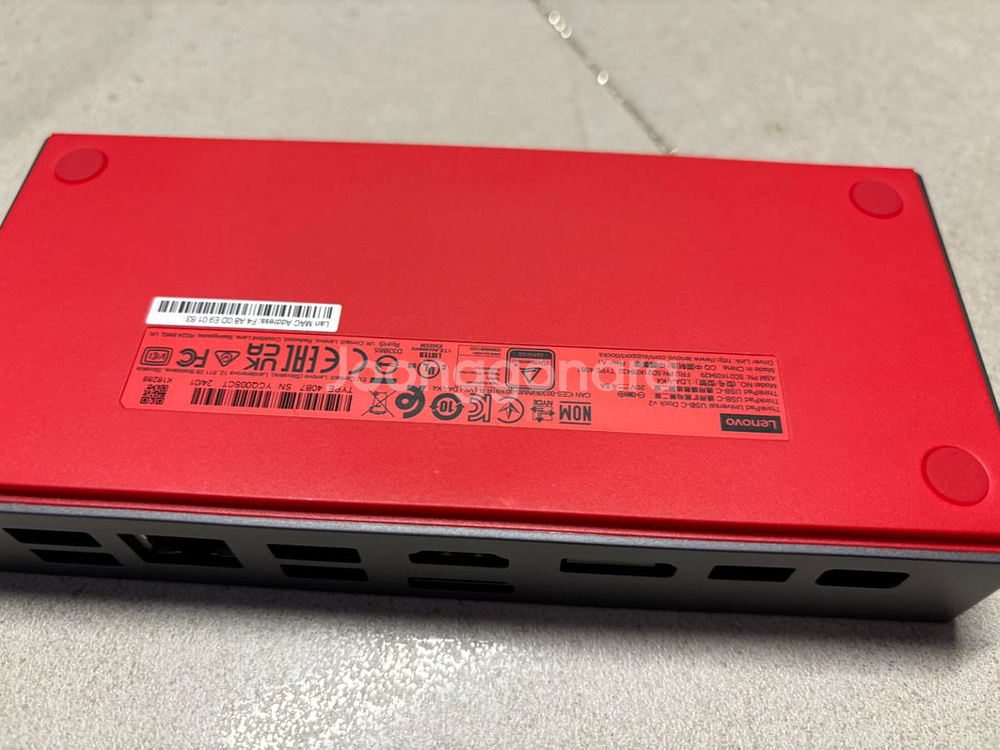 ThinkPad 범용 USB-C 도크 v2--2