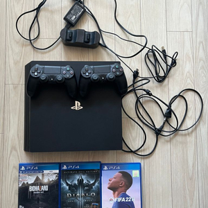 PS4 PRO (2TB) CUH-7218C