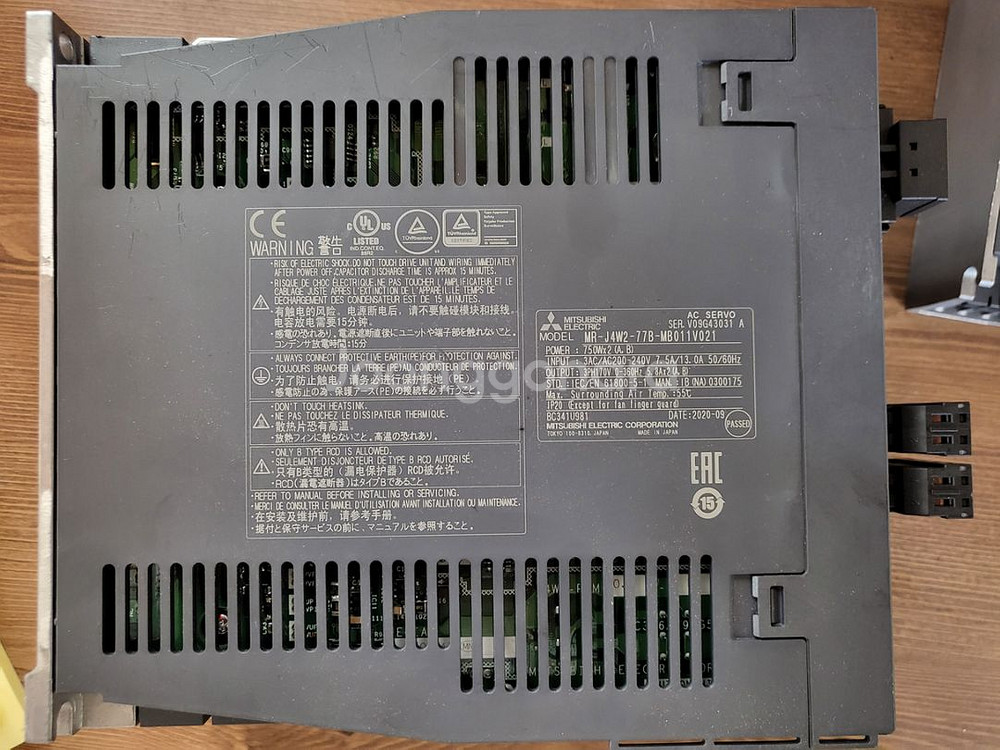 미쓰비시 서보 드라이브 MR-J4W2-77B--1