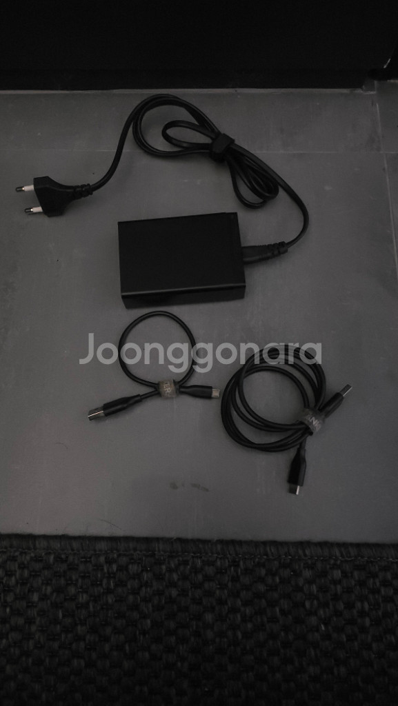 앤커 파워포트 6포트 60W 급속 멀티 충전기--1