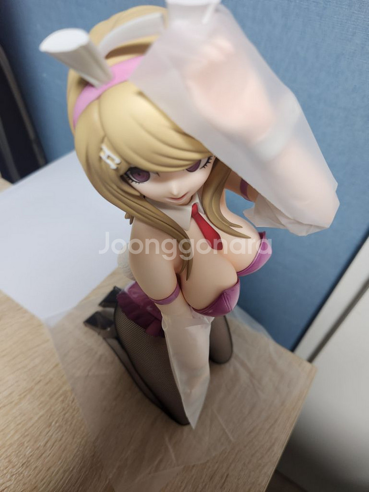 단간론파 V3 아카마츠 카에데 바니ver 피규어--5