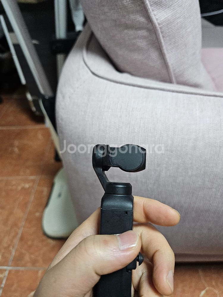 오즈모 포켓2 기본 구성 + 멀티핸들 팔아요!--4