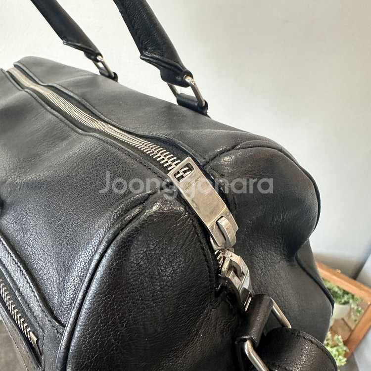 입생로랑 빈티지 더플백--4