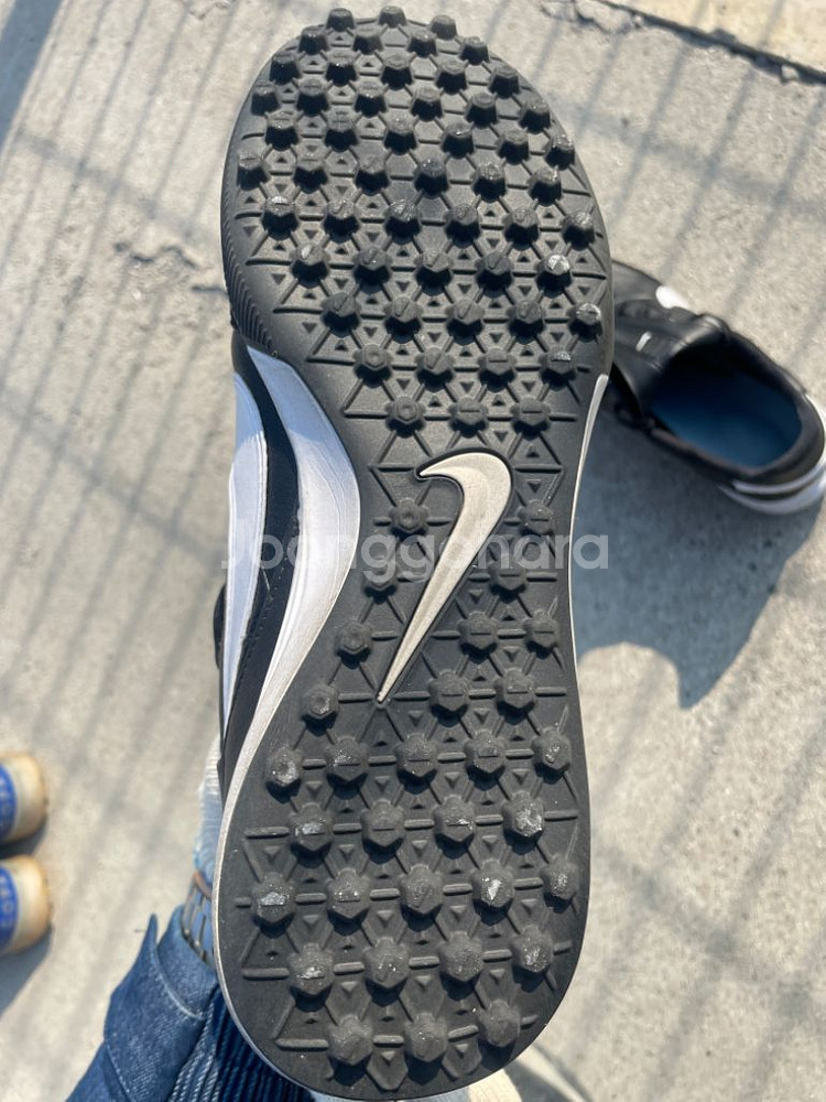 나이키 프리미어3 tf 풋살화 270사이즈--3