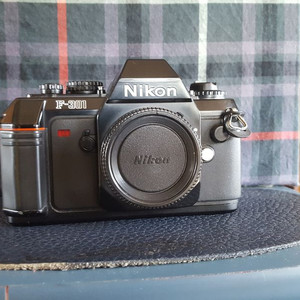 니콘 필름카메라 f301