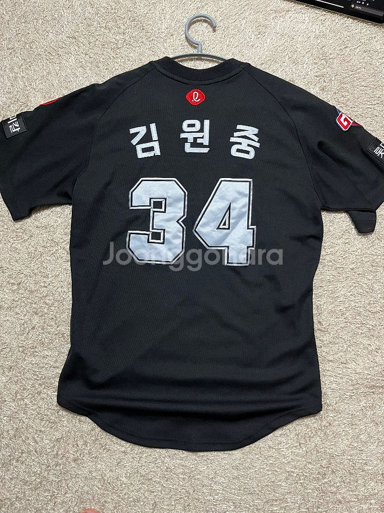 롯데 김원중 2023 올드프로페셔널 유니폼 팝니다.--1