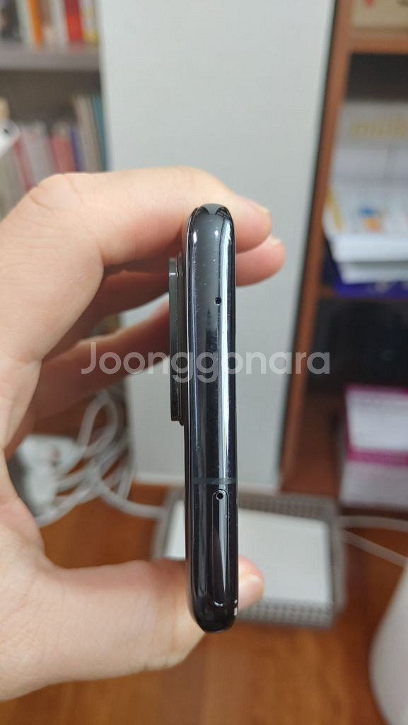 갤럭시 s20 울트라 256 + 신지모루 필름3장--4
