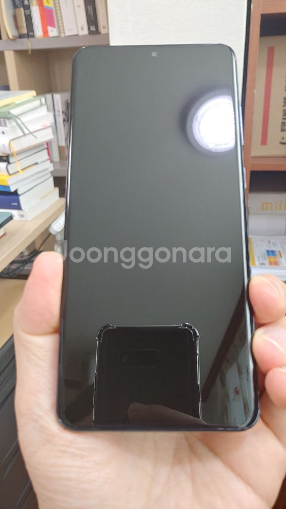 갤럭시 s20 울트라 256 + 신지모루 필름3장--6
