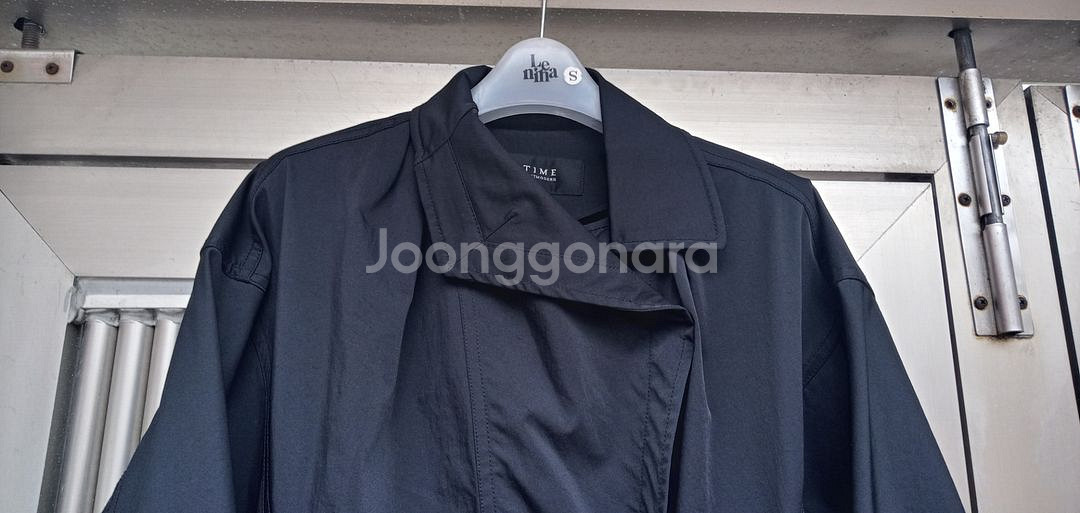 정품 타임 바람막이 짚업코트 상태우수--1