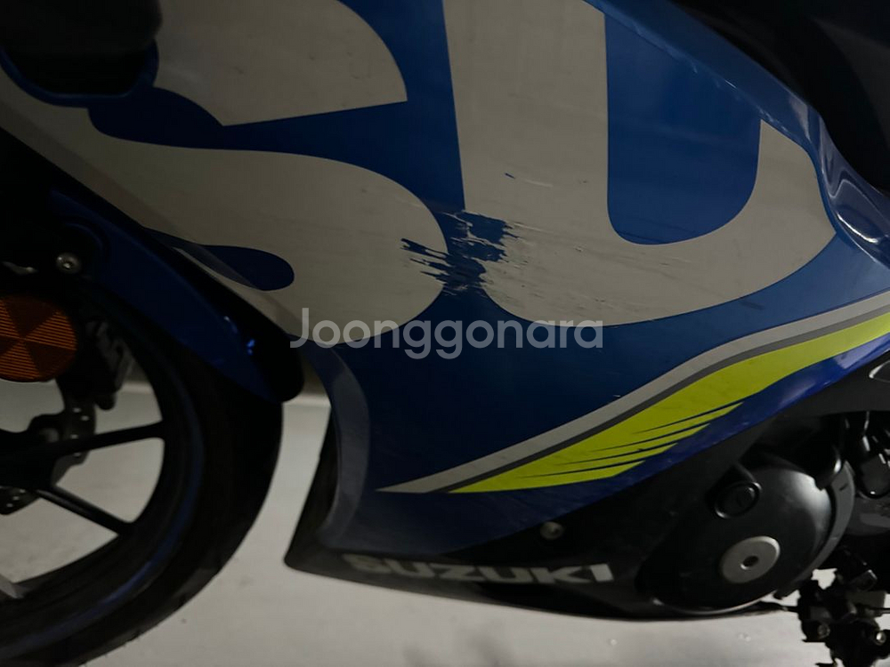 스즈키 GSXR-125R BLOU--1