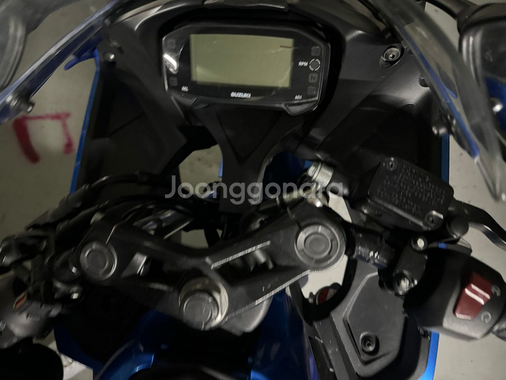 스즈키 GSXR-125R BLOU--5