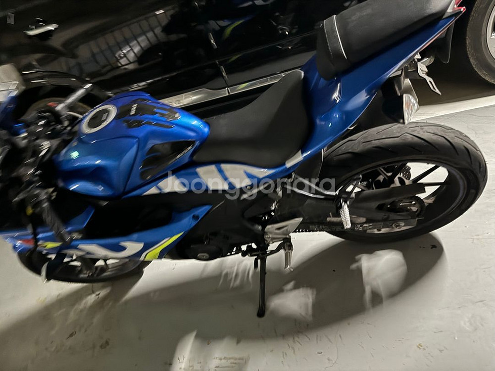 스즈키 GSXR-125R BLOU--2