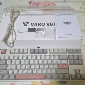 VARO V87 키보드 판매합니다.