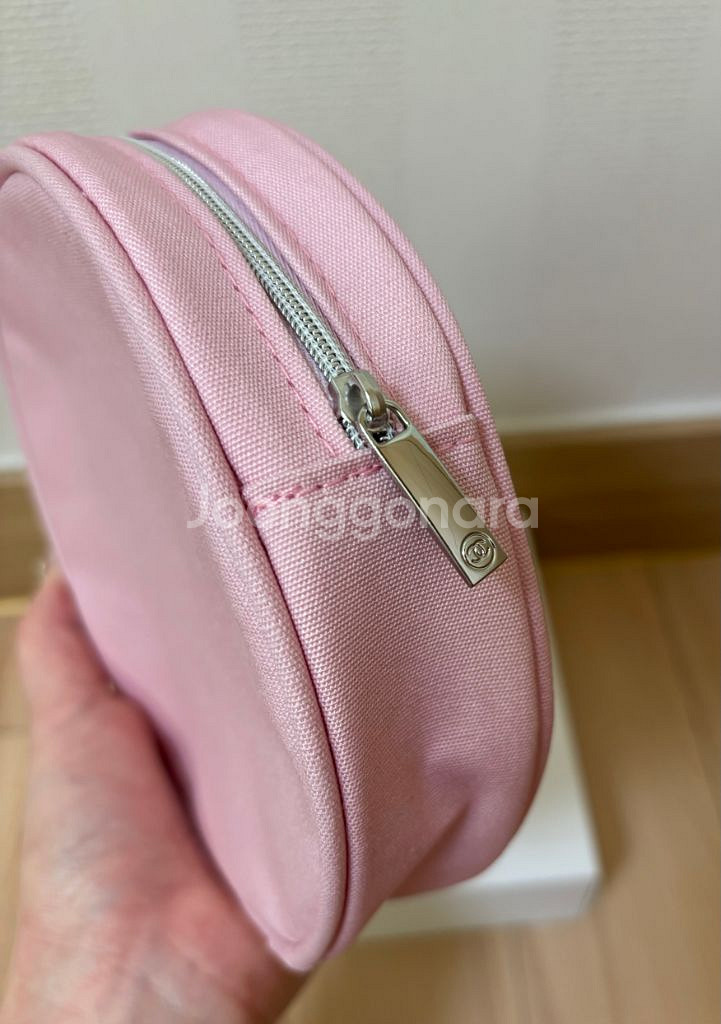 샤넬 핑크 탬버린 파우치--2
