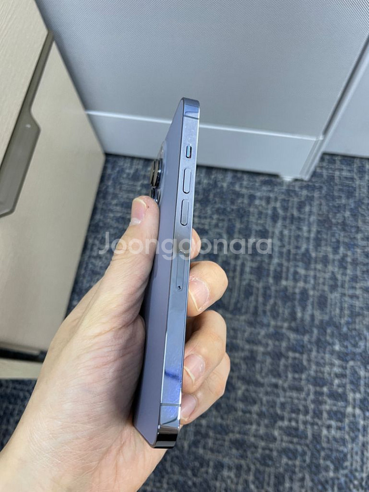 아이폰 13 프로 256기가 액정멍 액정파손--4