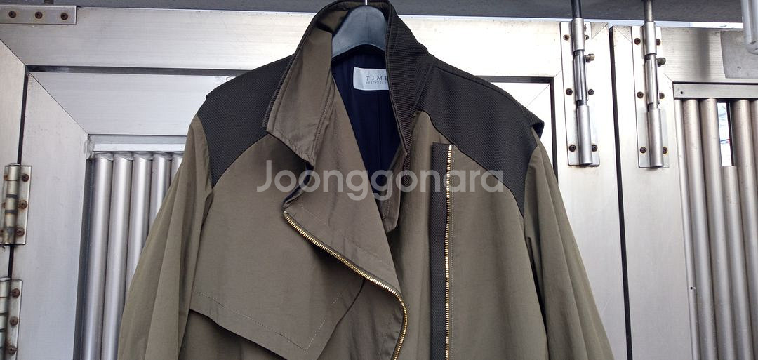 한섬 타임 바람막이 짚업코트 상태우수--1