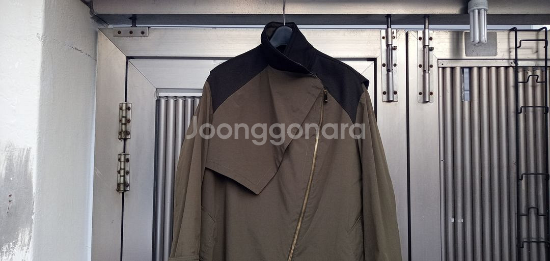 한섬 타임 바람막이 짚업코트 상태우수--2