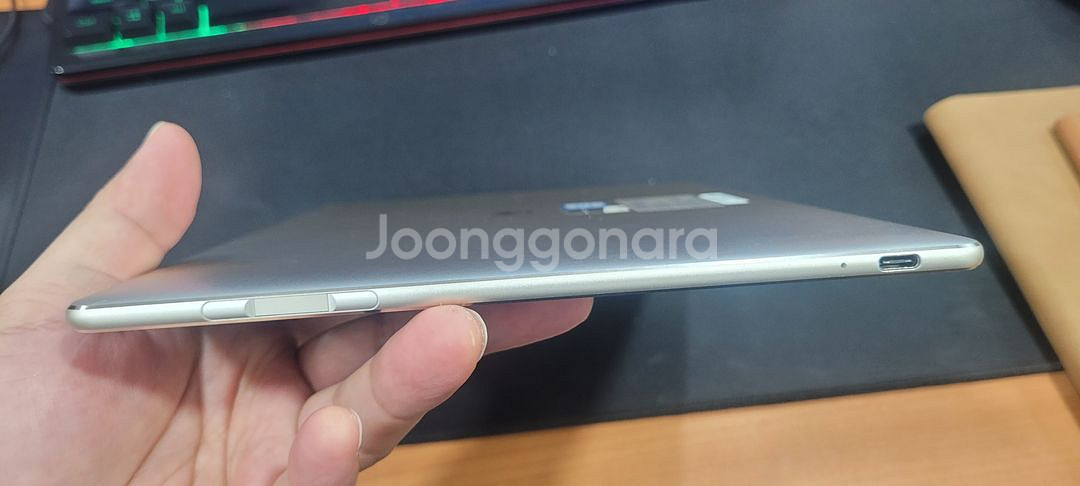화웨이 메이트북 m5 윈도우탭(8gb, 256g)--7