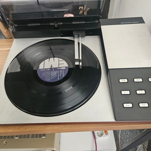 BEOGRAM 8002 Record Deck 턴테이블