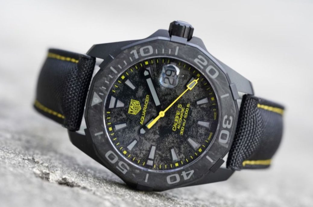 테그호이어 아쿠아레이서 카본 티타늄 에디션--2