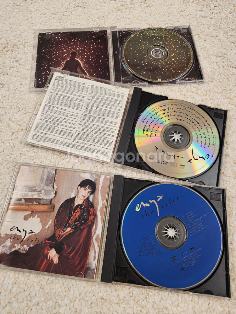 에냐 CD--2