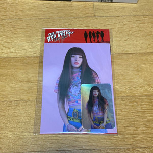 레드벨벳 슬기 홀로그램 포카 판매합니다!