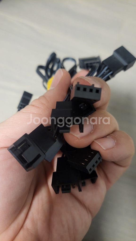 팬 쿨러 분배 케이블--1