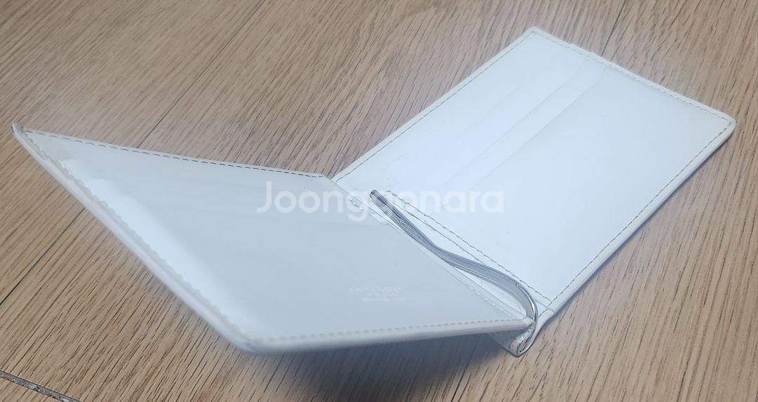 명품지갑(아시는분만)--3