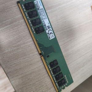 삼성 DDR4 4G 2개, 8G 1개 판매합니다.