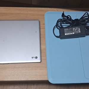 LG U460 i5울트라노트북