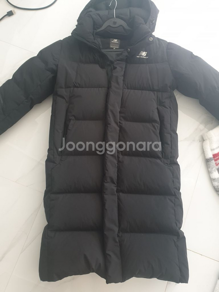 뉴발란스 롱패딩--1