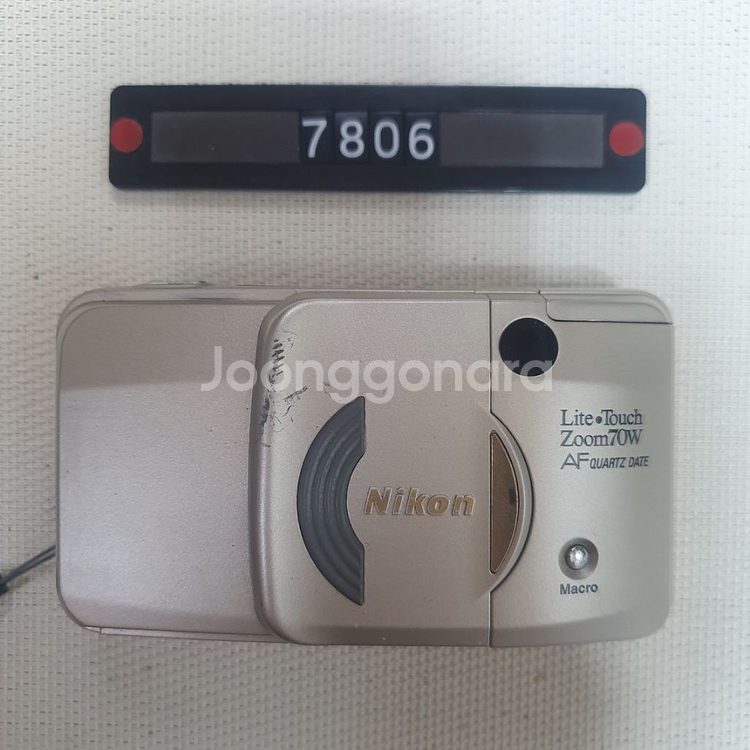 니콘 라이트 터치 줌 70W AF 데이터백 필름카메라--1