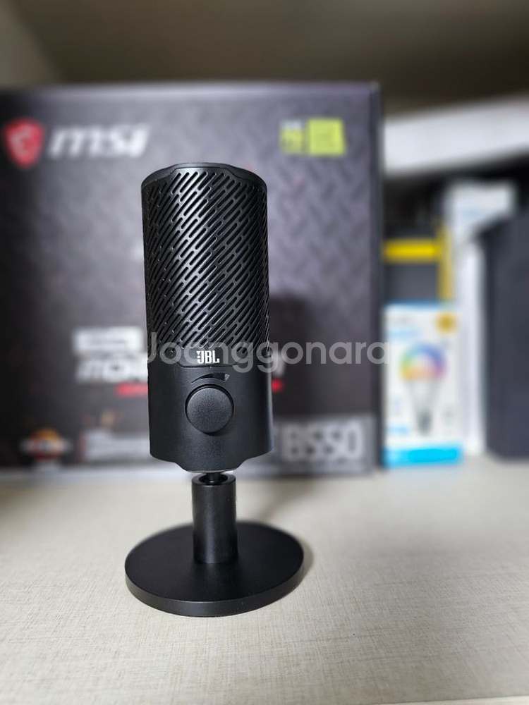 JBL QUANTUM STREAM 마이크 판매합니다.--2