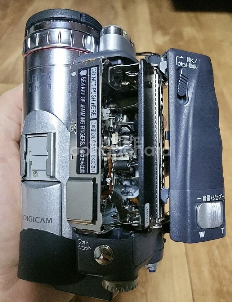 파나소닉(Panasonic) NV-GS200K 캠고더--8