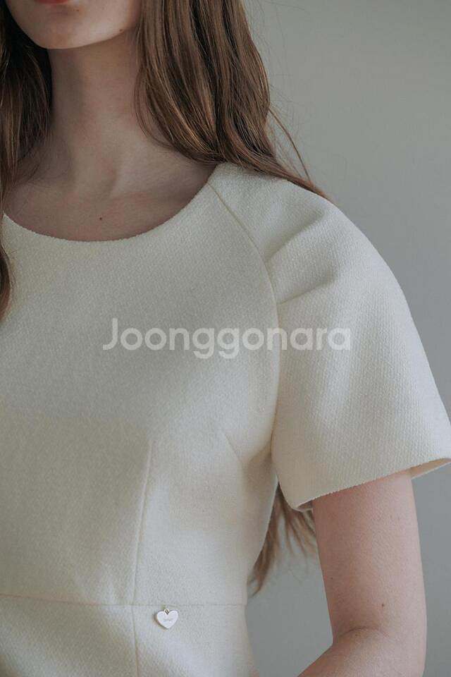 타낫 라글란 롱원피스 아이보리 스몰--2