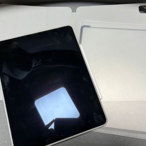 아이패드 프로 12.9 4세대 스그 셀룰러 및 애플펜슬