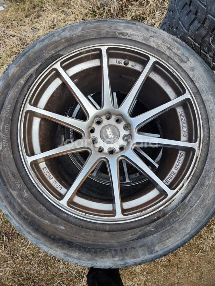 아비드18인치 2556018휠타이어--1