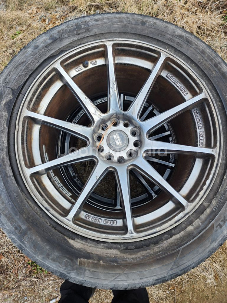 아비드18인치 2556018휠타이어--3