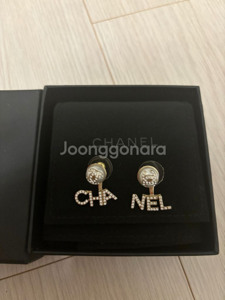 샤넬 귀걸이 정품--0