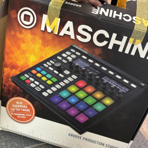 NI Maschine Mikro MK2 Black