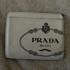 프라다 로고 카드 지갑
