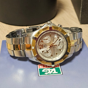 태그호이어 잌스클루시브 크로노 쿼츠 18K 콤비 시계