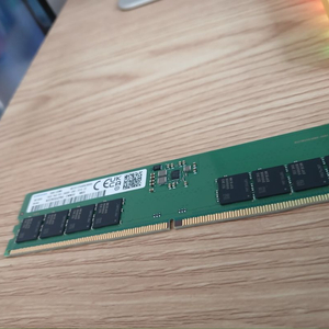 삼성 ddr5 5600mhz16gb 램 메모리 팝니다