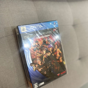 PSVITA데드오어얼라이브5+(중고)