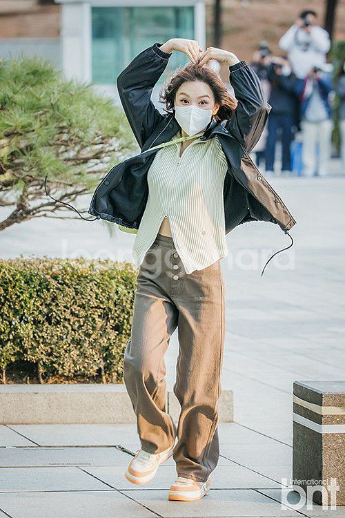 마뗑킴 하이닉 니트 가디건 아이보리 웬디가디건--1