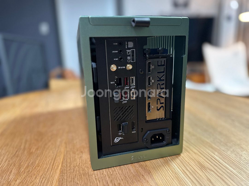 고사양 SFF 라이젠 7800x3d 보드셋+램--4