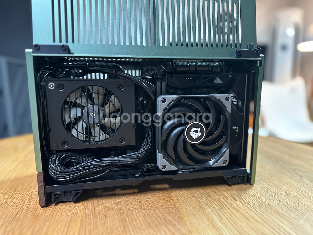 고사양 SFF 라이젠 7800x3d 보드셋+램--8