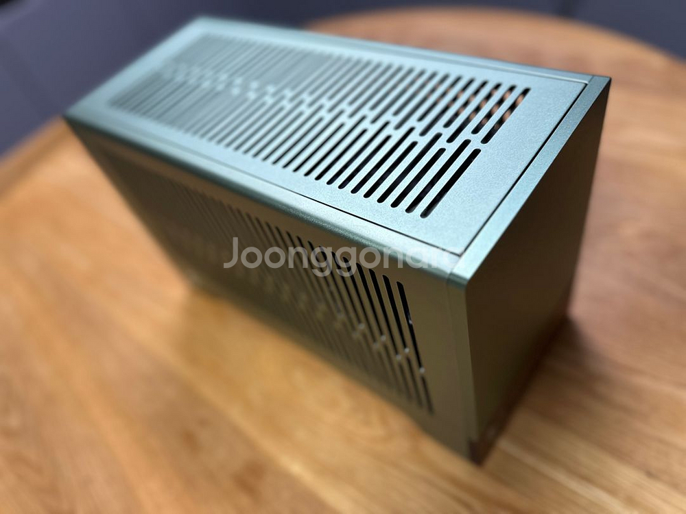고사양 SFF 라이젠 7800x3d 보드셋+램--5